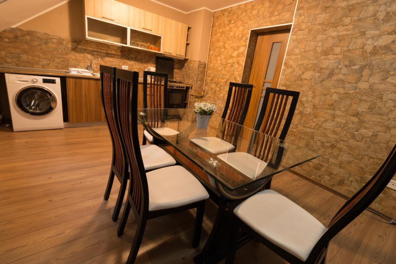 Downtown Park Loft Leilighet Sinaia Eksteriør bilde